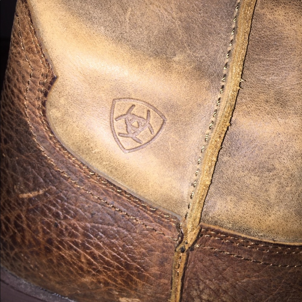 Boots - Picture 8 of 9
